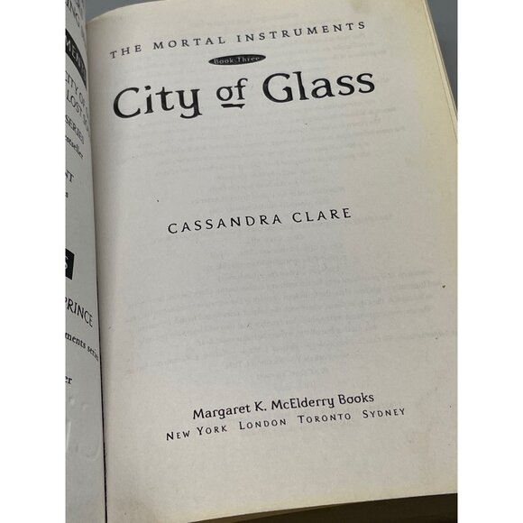 city of glass paperback book by cassandra clare 2009 English READ - Picture 4 of 6